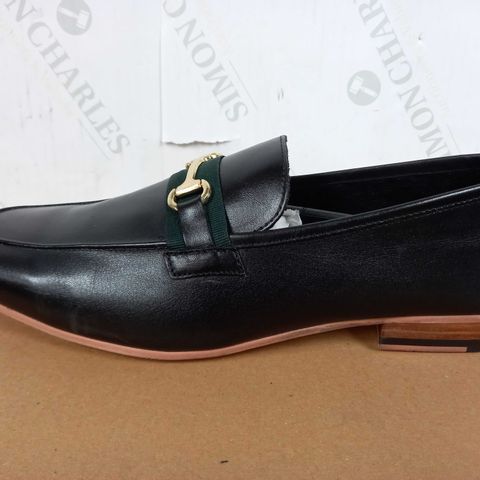 BOXED PAIR OF WALK LONDON LOAFERS (BLACK LEATHER), SIZE 11 UK