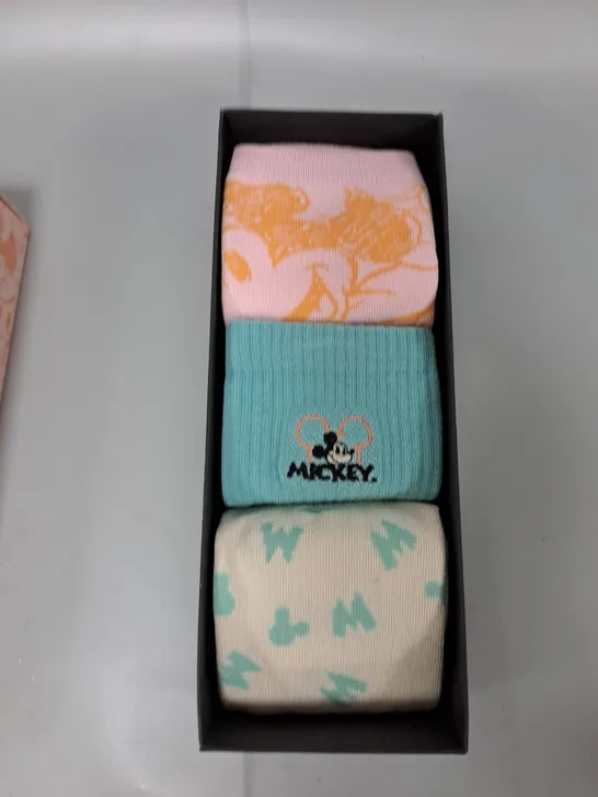 DISNEY BOX OF SOCKS 3X