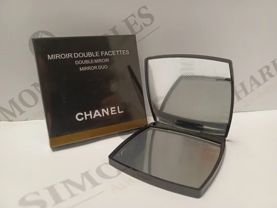 CHANEL DOUBLE FACETTES MIRROR DUO