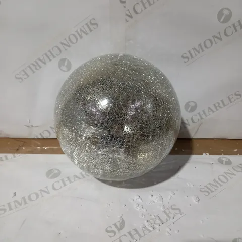 MR CHRISTMAS 8" GLASS CRACKLE SPHERE WITH ROTATING LIGHT