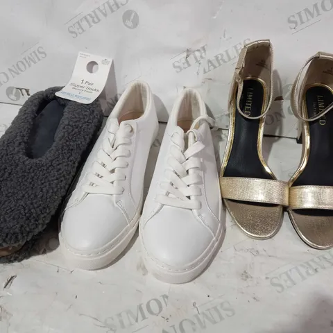 BOX OF APPROXIMATELY 8 ASSORTED PAIRS OF SHOES AND FOOTWEAR ITEMS IN VARIOUS STYLES AND SIZES TO INCLUDE INSOLIA, M&S, ETC