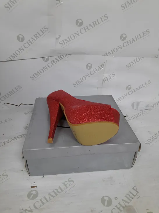 CASSANDRA  PLATFORM STILLETO HEEL IN RED GLITTER SIZE 5