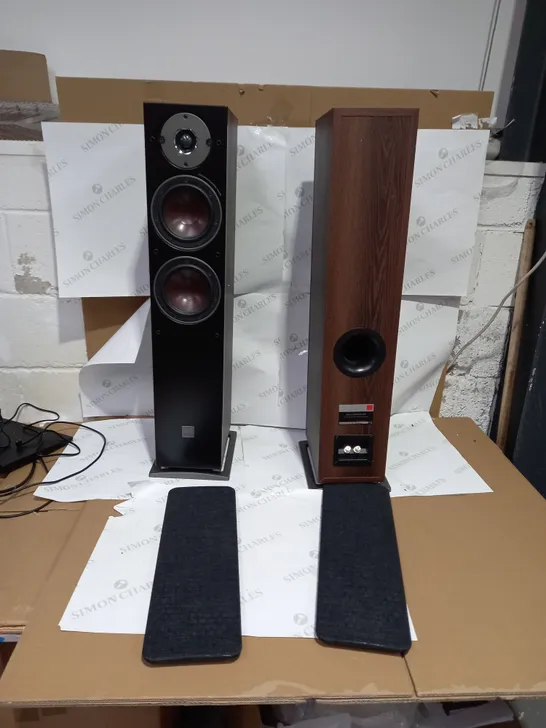 DALI OBERON 5 PAIR OF SPEAKERS - DARK WALNUT