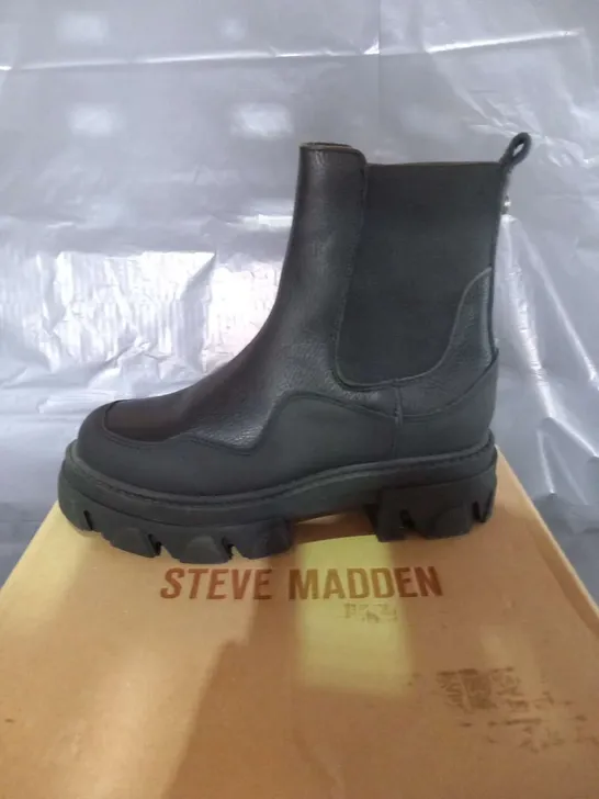 BOXED STEVE MADDEN MERILYN BLACK ANKLE BOOTS SIZE 5