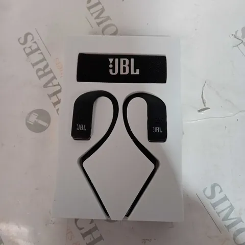 BOXED JBL GRIP 500 WIRELESS SPORT HEADPHONES 