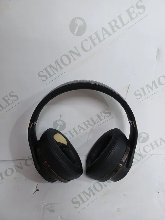 DOQAUS BLUETOOTH HEADPHONES OVER EAR IN BLACK