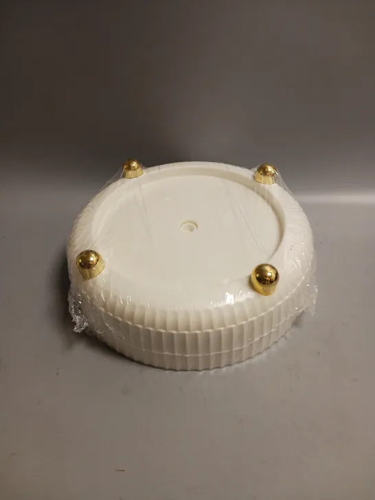 REFINED WHITE AND GOLD PLASTIC TURNTABLE 