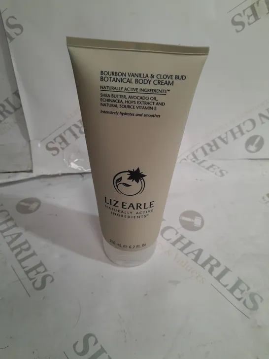 LIZ EARLE BOURBON VANILLA & CLOVE BUD BODY CREAM - 200ML