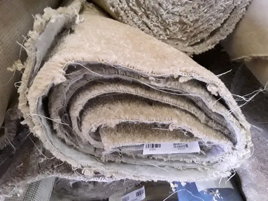 ROLL OF QUALITY NATURAL BEIGE CARPET