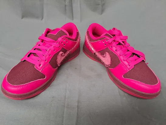 BOXED PAIR OF NIKE DUNK LOW SHOES IN PINK UK SIZE 5