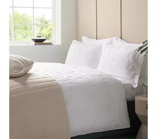 K BY KELLY HOPPEN 100% COTTON MATELASSE JACQUARD 6 PIECE DUVET SET