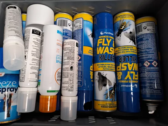 APPROXIMATELY 10 ASSORTED AEROSOL ITEMS IN INCLUDE LOTION SPRAY, FREEZE SPRAY, DEODORANT, ETC - COLLECTION ONLY