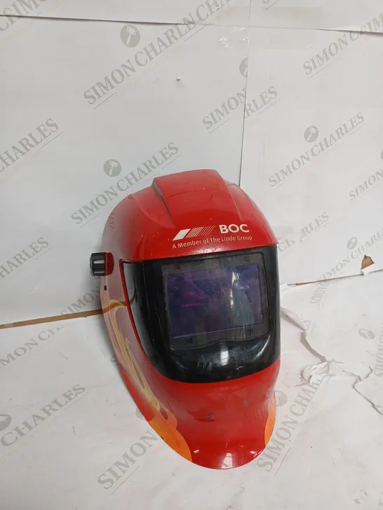 BOC WELDING HELMET AUTO-DARKENING WITH SIDE WINDOWS