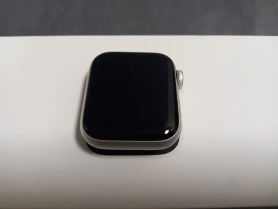 APPLE WATCH SE 40MM 