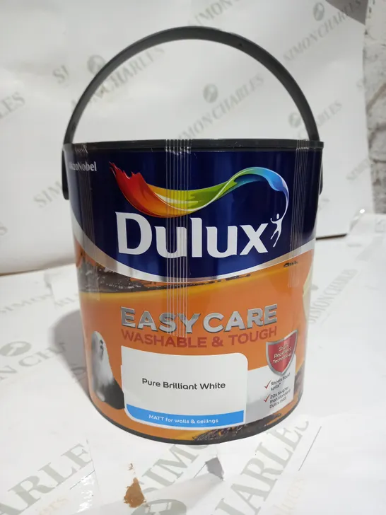 DULUX EASYCARE PURE BRILLIANT WHITE MATT EMULSION PAINT, 2.5L