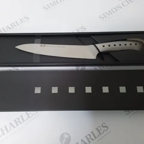 BRAND NEW BOXED SHA RA KU MONO MOLYBDENUM VANADIUM STEEL 18-8 STAINESS STEEL FJ-21 21CM CARVING KNIFE