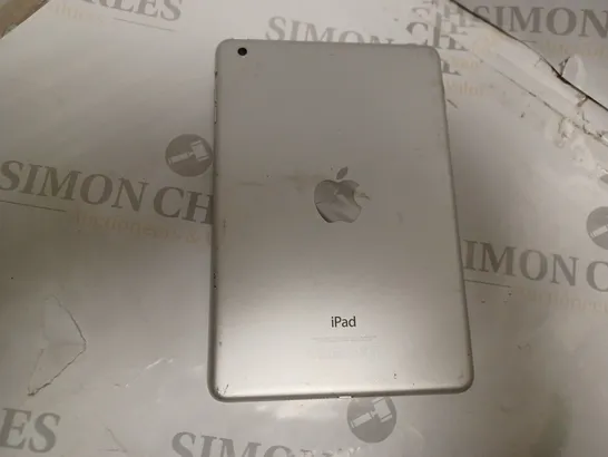 APPLE IPAD MINI 2 A1489 SILVER