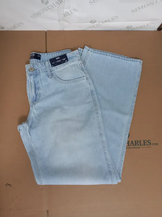 HOLLISTER LOW RISE BAGGY JEANS IN LIGHT BLUE DENIM SIZE W27