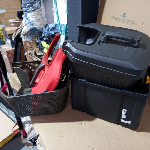 LOT OF APPROXIMATELY 4 ASSORTED ITEMS TO INCLUDE LAWNMOWER GRASS COLLECTING PARTS AND A STORAGE BOX