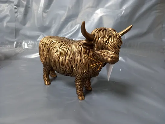 BOXED REFLECTIONS BY LEONARDO BRONZES HIGHLAND COW ORNAMENT