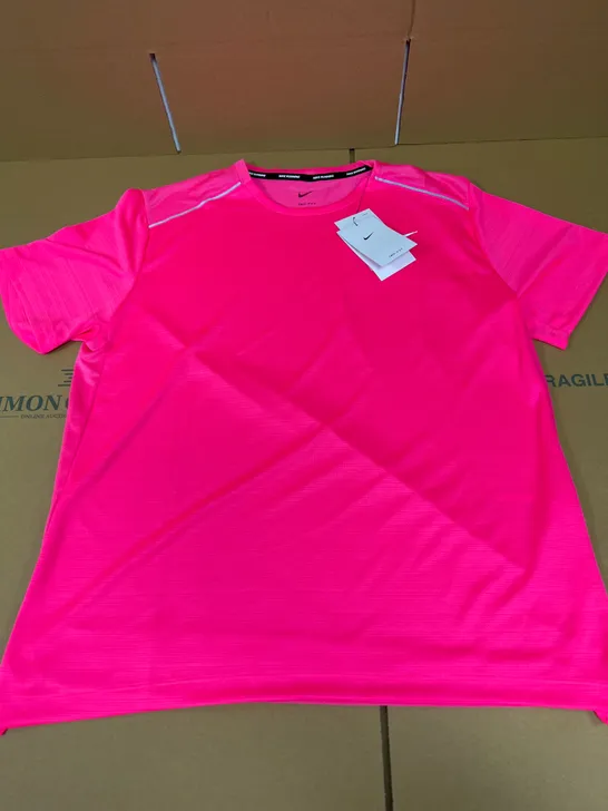 NIKE RUNNING DRI-FIT T SHIRT IN PINK SIZE LARGE 