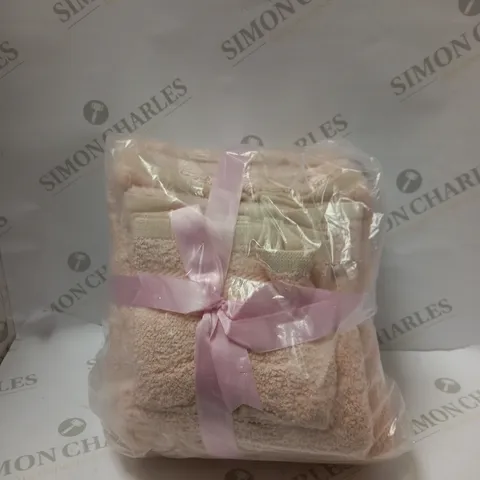 SET OF 3 8 PIECE TOWEL BALE IN PLUSH PINK