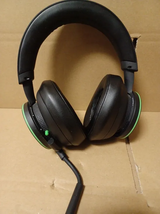 MICROSOFT XBOX WIRELESS HEADSET