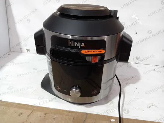 NINJA FOODI SMARTLID 7.5L MULTI COOKER & AIR FRYER