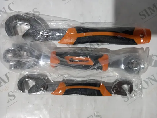 BOXED BUILDCRAFT SET OF 3 ADJUSTABLE WRENCHES