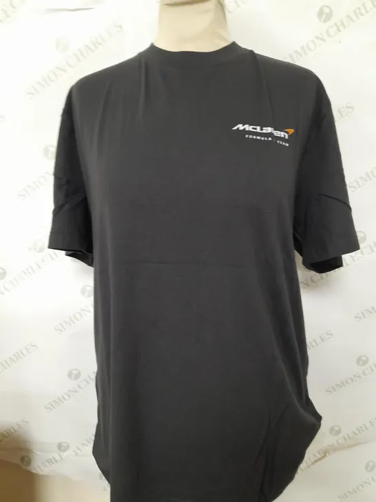 HOLLISTER MCLAREN LOGO T-SHIRT - SIZE MEDIUM