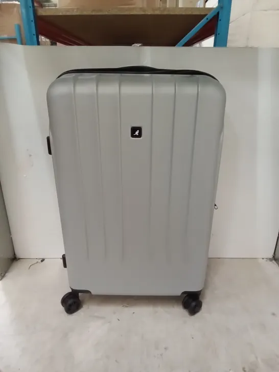 LARGE ZIP-UP SUITCASE (GREY) 