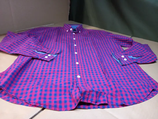CREW CLOTHING COMPANY RED/BLUE CHECK MENS SHIRT - LARGE