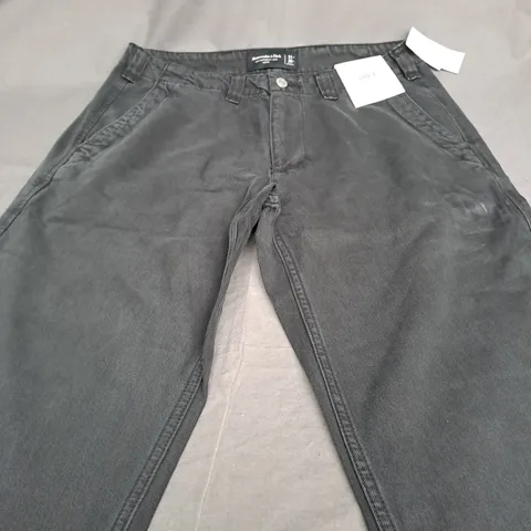 ABERCROMBIE & FITCH LIGHT WEIGHT JEANS IN BLACK - 31W 30L