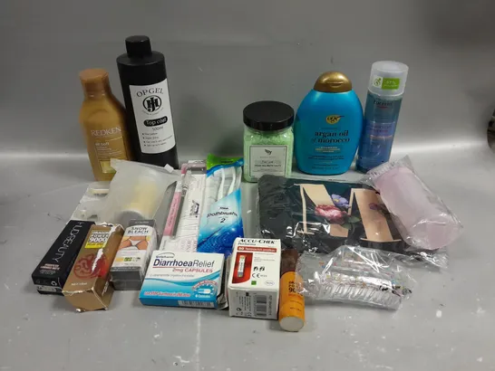 BOX OF APPROXIMATELY 15 COSMETIC ITEMS TO INCLUDE OGX SHAMPOO, OPGEL TOP COAT, REDKEN SHAMPOO , ETC