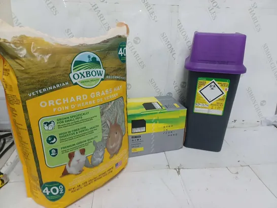 APPROXIMATELY 15 ASSORTED ITEMS TO INCLUDE OXBOW ORCHARD GRASS HAY, COMMANDD ENERGY DRINKS, SHARPSAFE OBJECTS BIN, ETC - COLLECTION ONLY