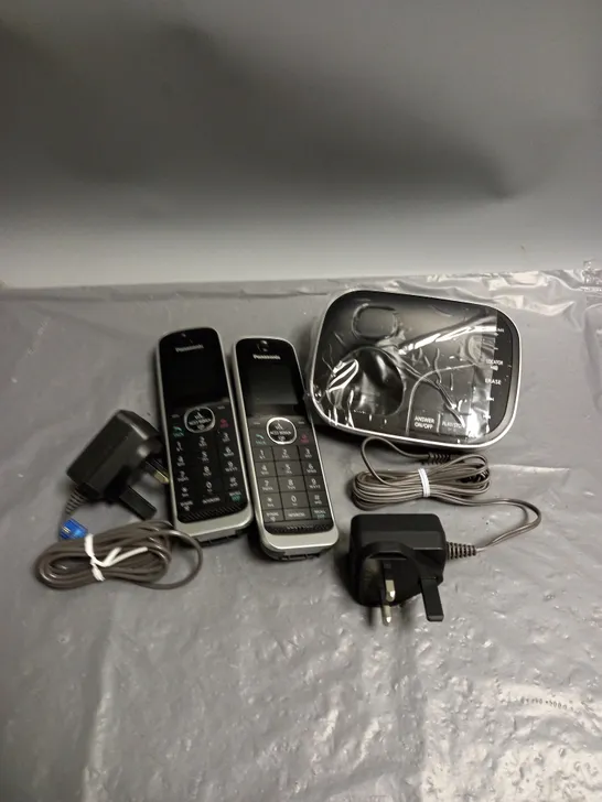 PANASONIC DIGITAL CORDLESS TELEPHONE WITH ANSWERING MACHINE 