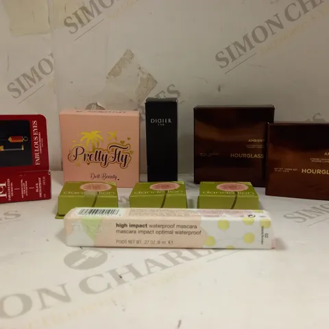 LOT OF APPROXIMATELY 9 MAKEUP PRODUCTS TO INCLUDE HOURGLASS , DOLL BEAUTY , CLINIQUE ECT