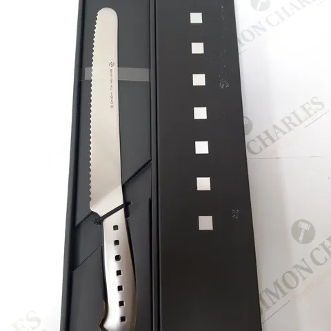 BRAND NEW BOXED SHA RA KU MONO MOLYBDENUM VANADIUM STEEL 18-8 STAINESS STEEL FJ-15 23CM BREAD KNIFE