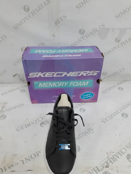 BOXED PAIR OF SKETCHERS CHAOS LACE TRAINER BLACK SIZE 6  