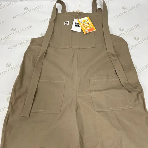 LUCY&YAK ORIGINAL DUNGAREE IN PEBBLE SIZE 12