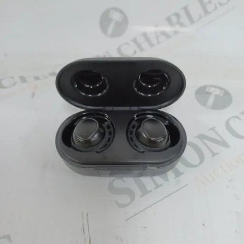 BOXED FAMOO U-AIR TRUE WIRLESS EARBUDS