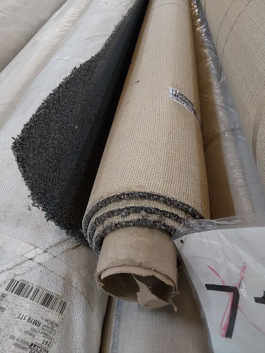 ROLL OF QUALITY PRIMO ULTRA RAVEN CARPET // SIZE: APPROXIMATELY 4 X 2.46m