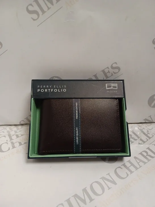 BOXED PERRY ELLIS PORTFOLIO BROWN LEATHER WALLET