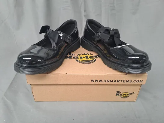 BOXED PAIR OF DR MARTENS MACCY II J SHOES IN GLOSSY BLACK UK SIZE 3