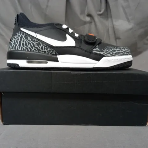 BOXED PAIR OF NIKE AIR JORDAN LEGACY 312 LOW SHOES IN BLACK/GREY/WHITE/ORANGE UK SIZE 6