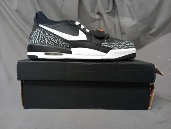 BOXED PAIR OF NIKE AIR JORDAN LEGACY 312 LOW SHOES IN BLACK/GREY/WHITE/ORANGE UK SIZE 6