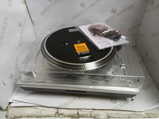 VICTROLA PROFESSIONAL TURNTABLE