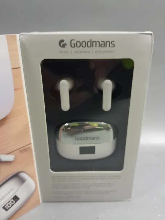 BOXED GOODMANS TRUE WIRELESS LCD METALLIC EARPHONES 