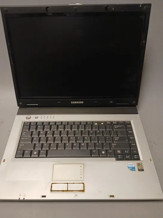 UNBOXED SAMSUNG NP-R40 INTEL CORE DUO LAPTOP