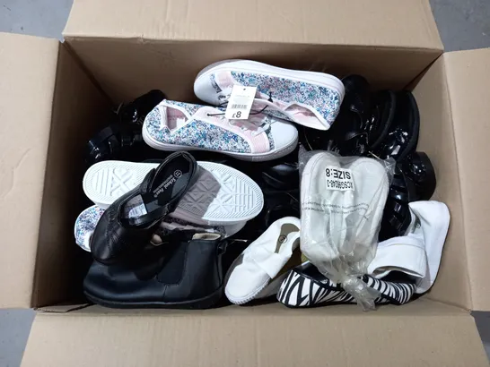 APPROXIMATELY 12 ASSORTED KIDS PAIRS OF SHOES IN VARIOUS COLOURS, STYLES, AND SIZES